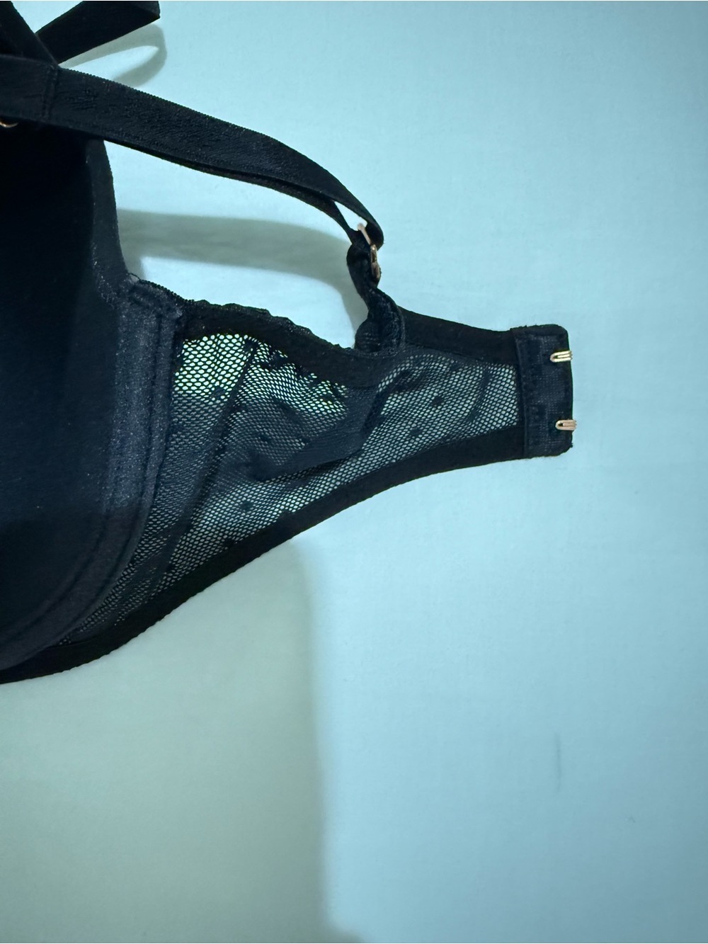 Skarlett Blue Black Smooth T-Shirt Bra. Size 32DD. Like New. - Picture 3 of 5